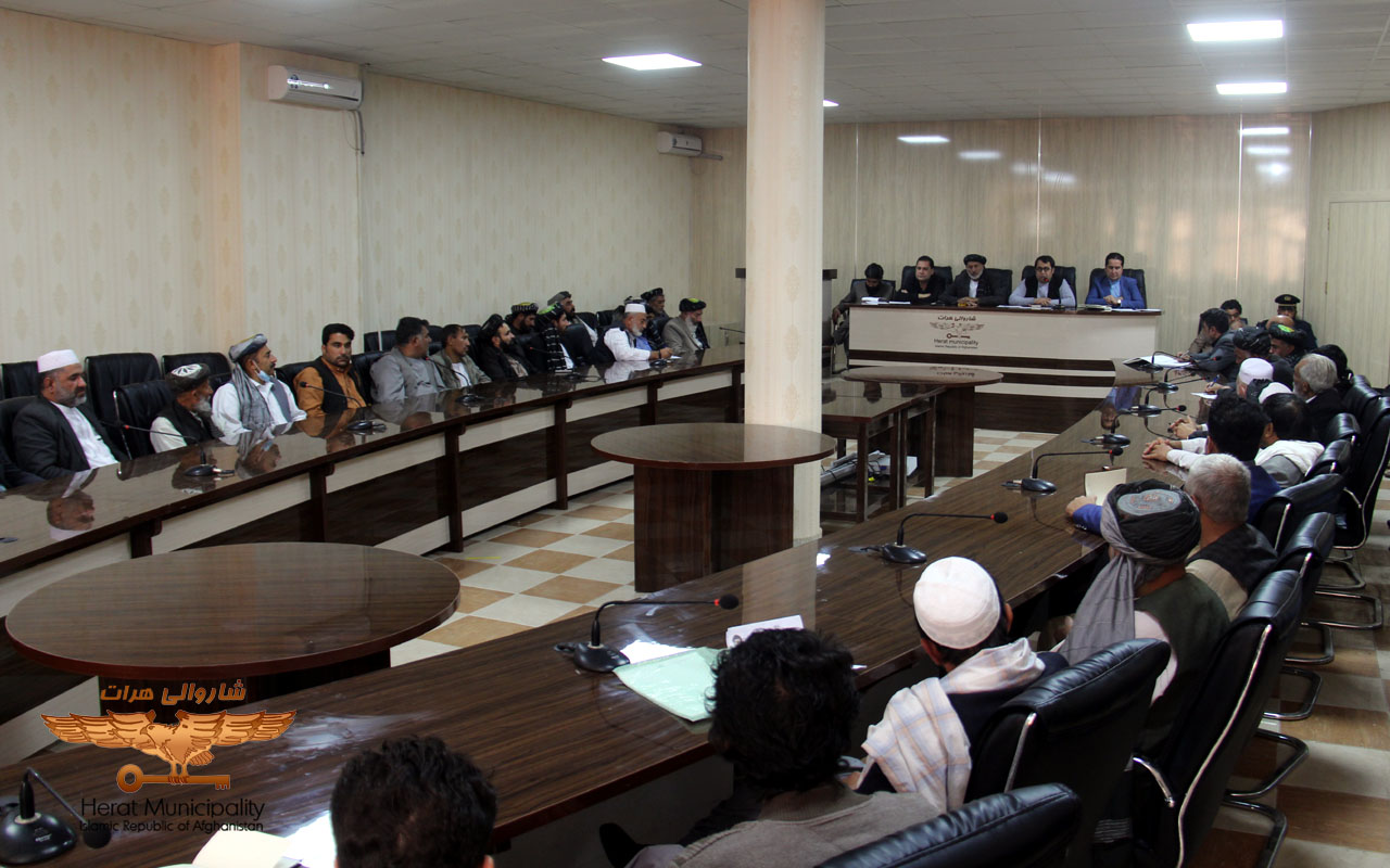 Holding public meetings in order to launch a public clean-up campaign in the city of Herat