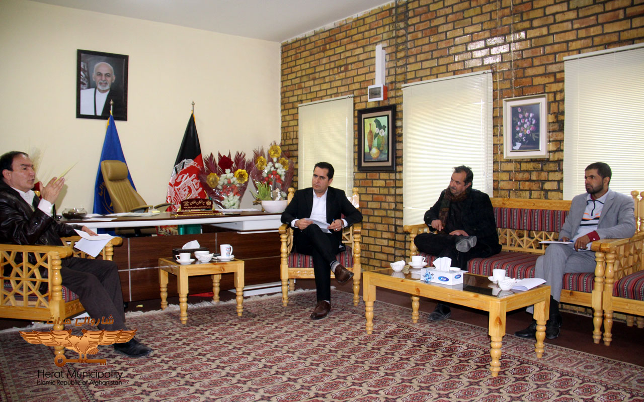 In the New Year, certain types of ornamental seedlings and flowers are introduced to the citizens for cultivation