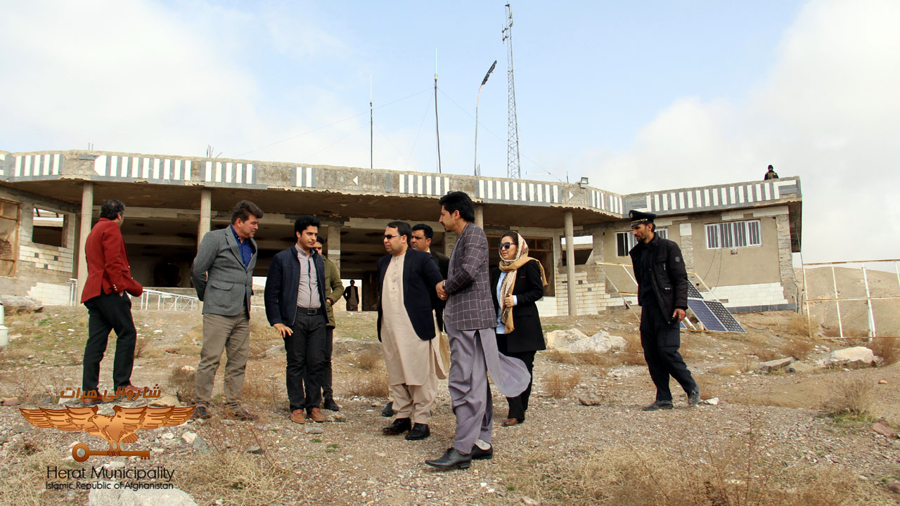 Construction of the largest national flag in the north of Herat city