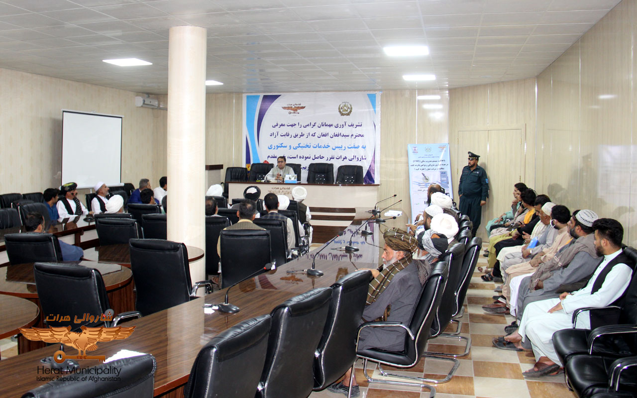 Residents of the 13th and 11th districts of the city and members of the bakers 'union and cyclists' union shared their problems with the mayor of Herat