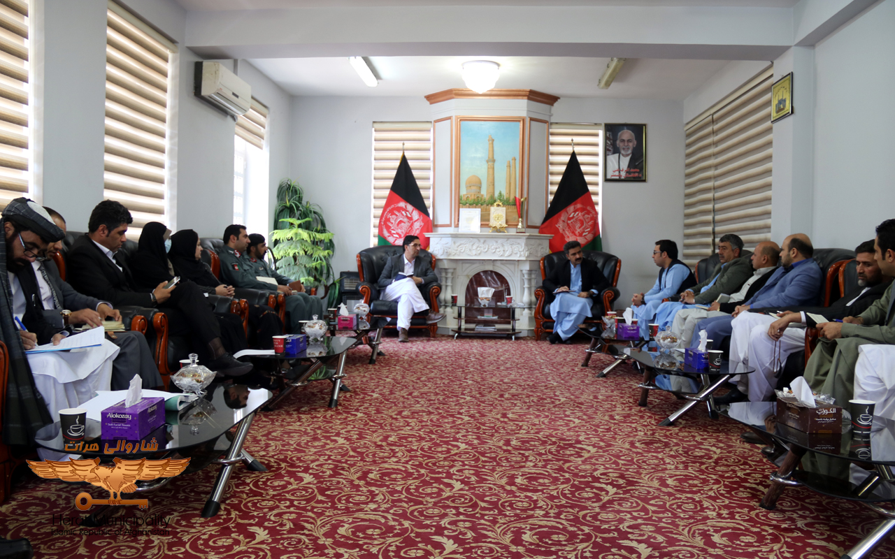 نشست هیئت رهبری ادارات محلی هرات به‌منظور تطبیق هدایات کمیسیون نظم و توسعۀ شهری