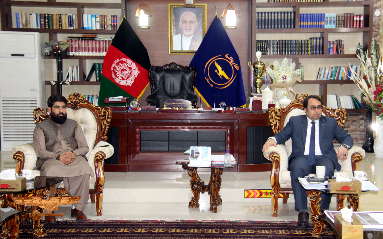 Herat Municipality Administrative Council: "Booths on the north and south roads of the Grand Mosque will be collected if there is no contract"