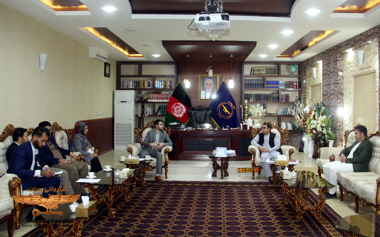 Meeting of the heads of economy and employment program with the mayor of Herat in order to accelerate and improve development affairs in the city