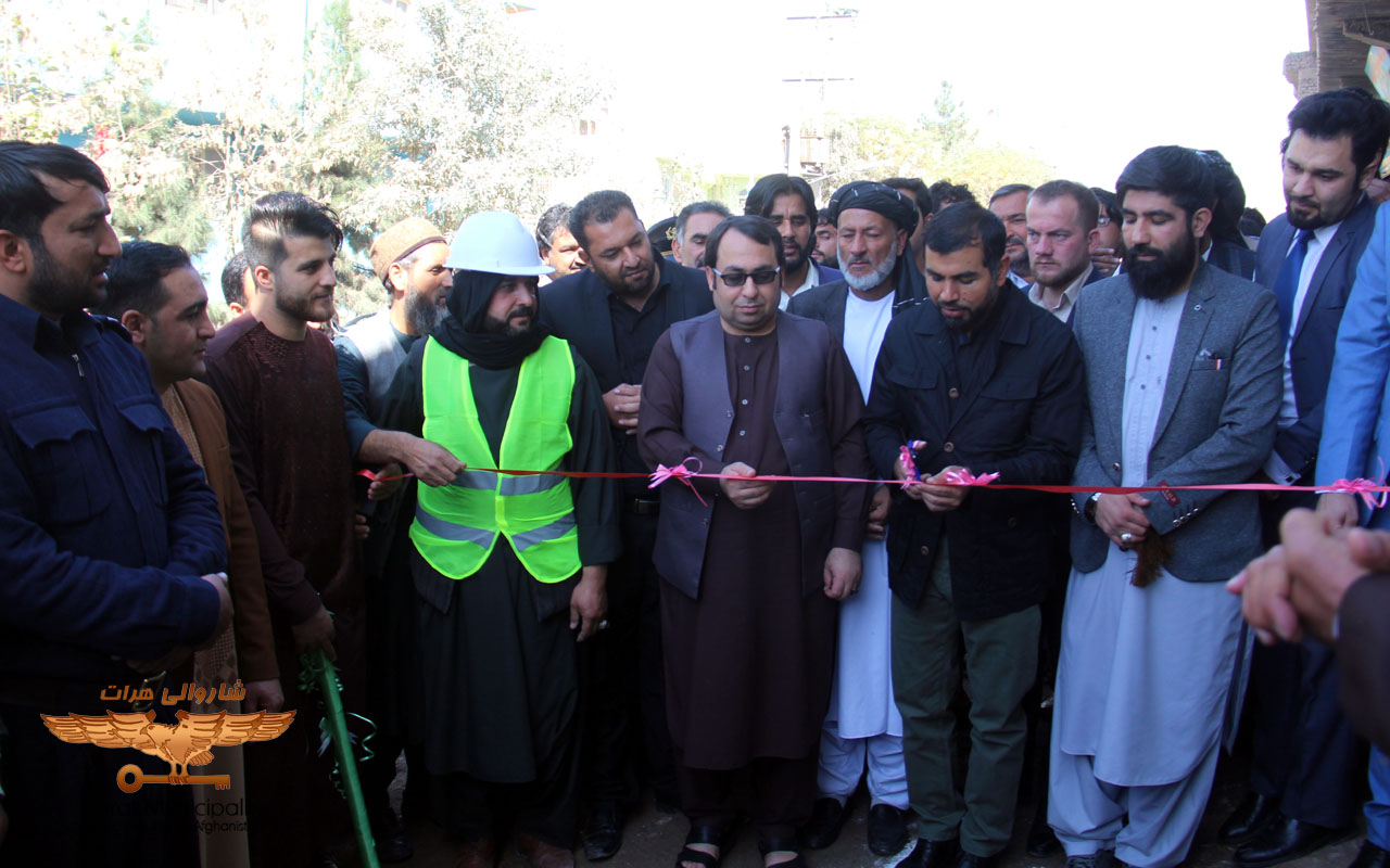 Inauguration of Spin Hadi to Darb Khosh asphalt project by Herat Mayor