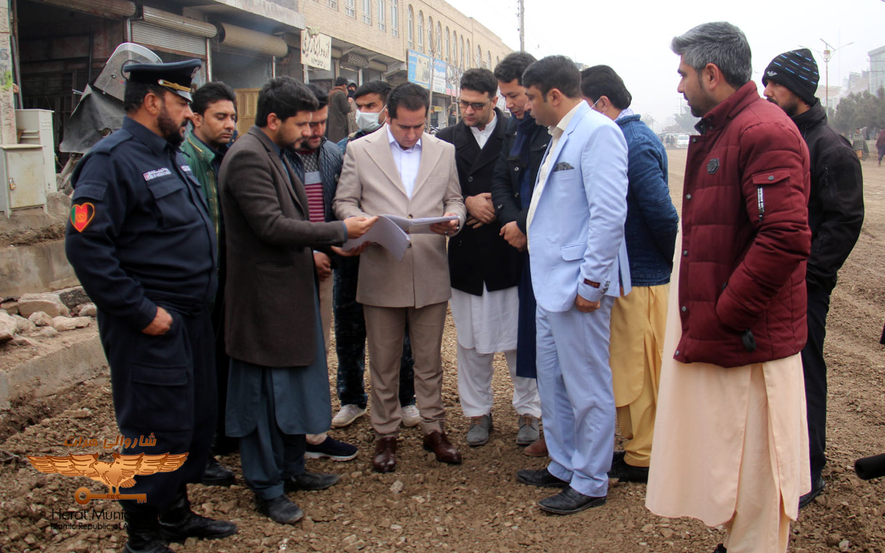 Monitoring the work flow of the first phase of the Kandahar door asphalt project