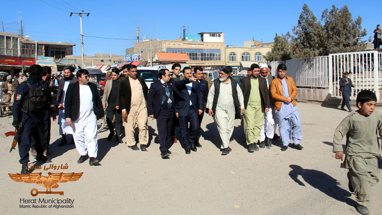 Seyyed Azim Kabrzani Meets People's Representative in Wolesi Jirga and Elders of Second and Tenth Districts with Herat Mayor
