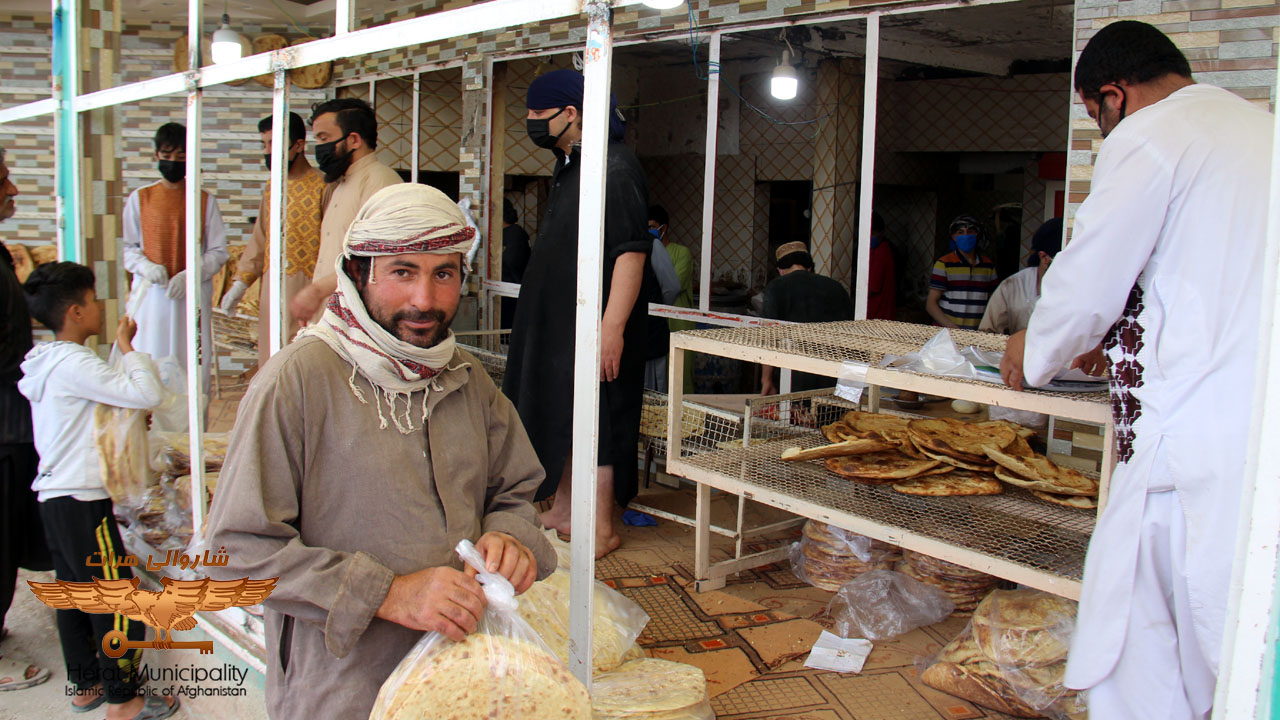 The process of distributing bread to the needy began in Herat