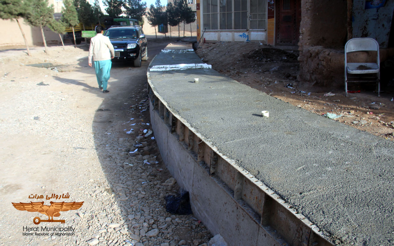 50% progress of the project of construction of canals and asphalt from the edge of Karabad to the pistachio