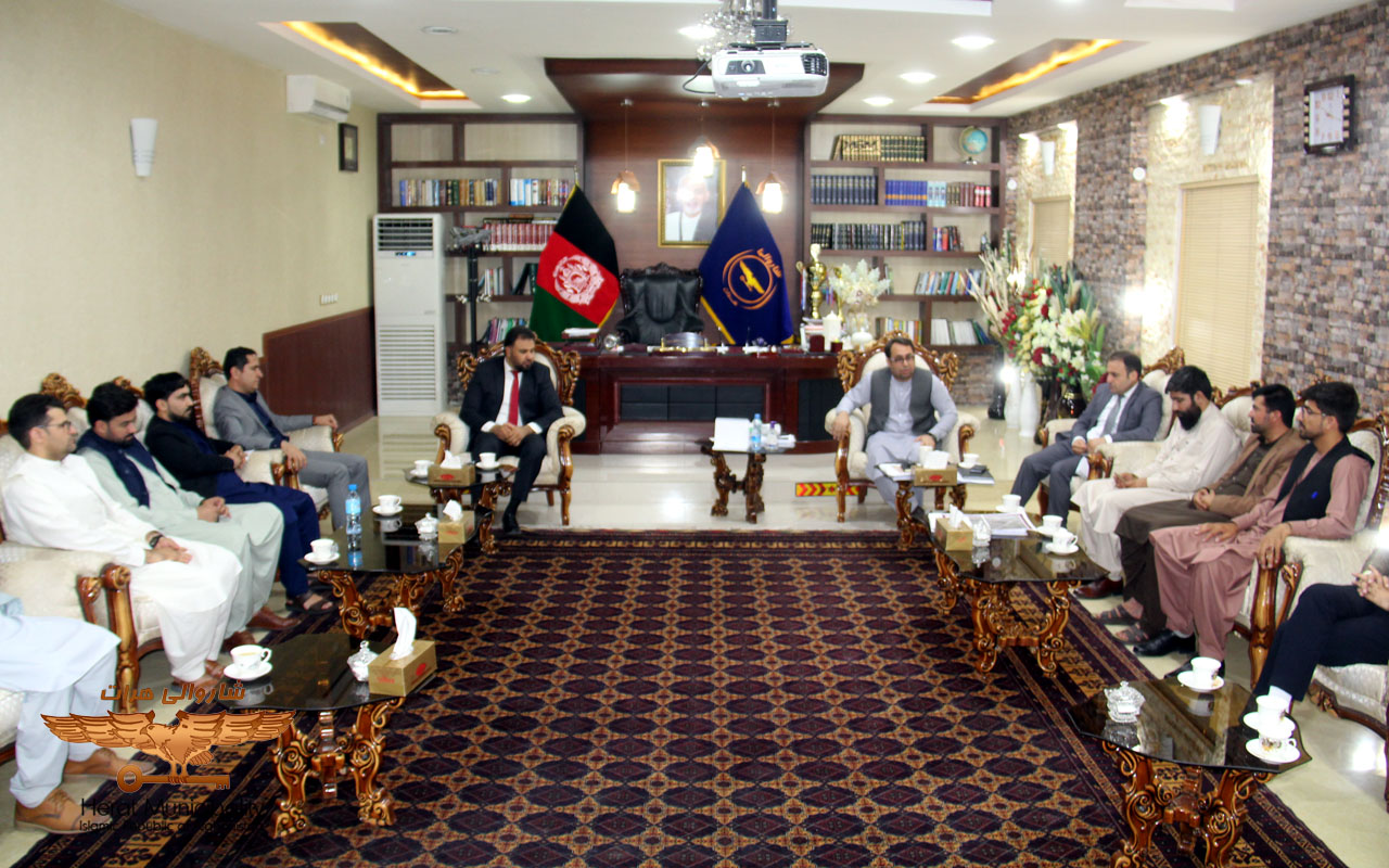 The new head of the Department of Revenue, Accounting and Administrative Affairs of Herat Municipality was introduced to his colleagues