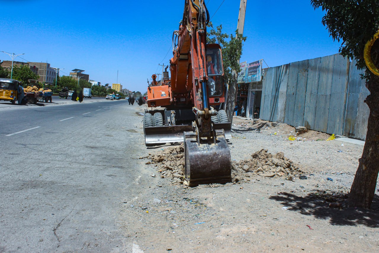 The inauguration and commencement of the construction project for a covered drainage canal along the Mlasian Road to Aborda in the 9th District of Herat City, at a cost of approximately 2.5 million Afghanis from the development budget of Herat Municipalit